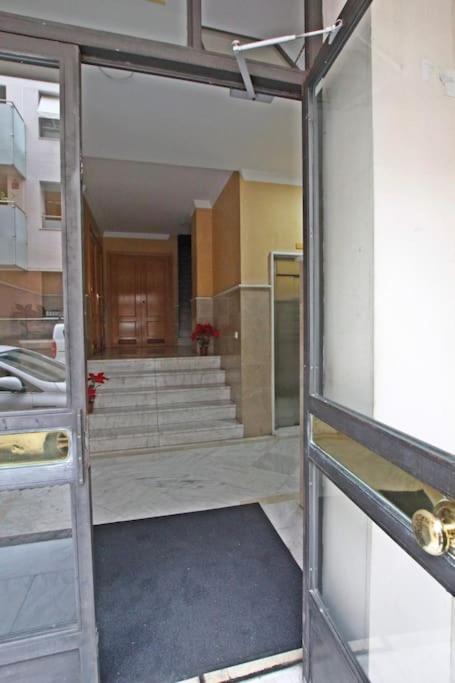 Sevilla Clasica: Amigos Y Familia. Parking Gratis! Eksteriør bilde